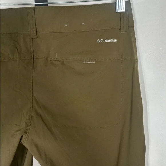 NWOT Columbia Women's Saturday Trail Stretch Pant in Army Green Size 8 - Picture 9 of 13